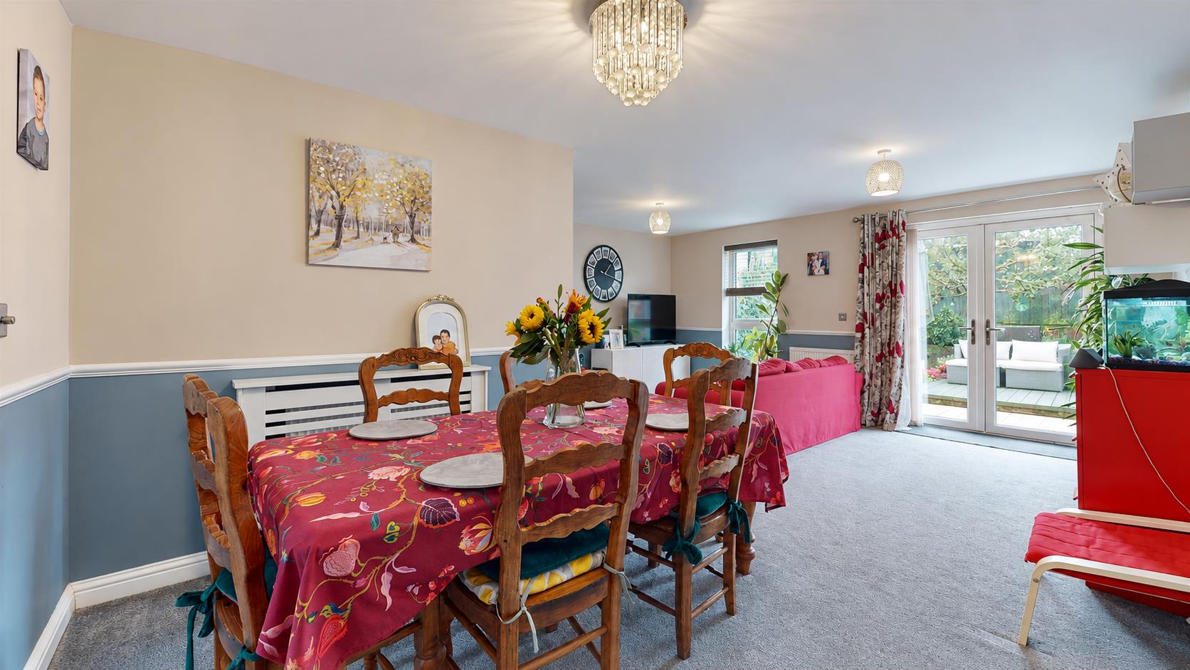 Heren Lane, Whitehouse, Milton Keynes
